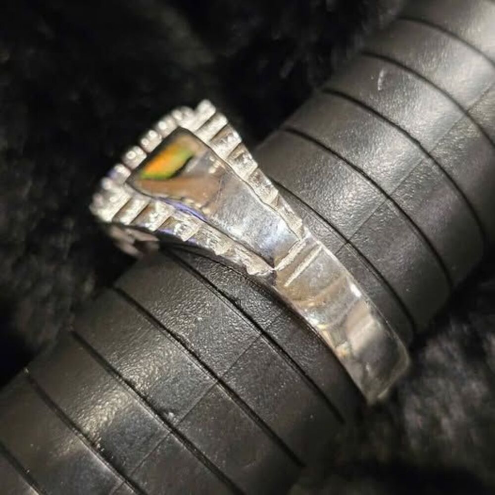 Deep Red Burmese colored 1.35TCW Moissanite Ring in 925 Sterling Silver. Size 12 - Picture 2 of 6
